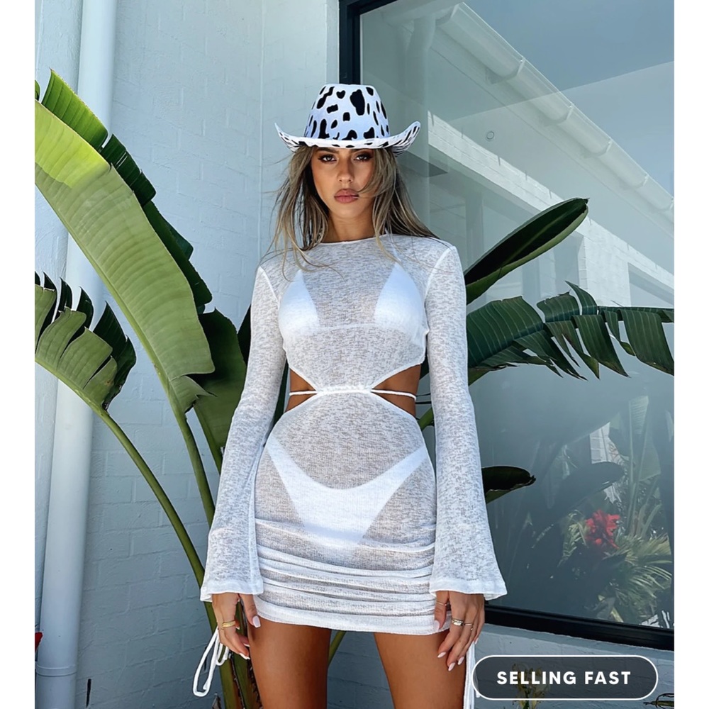 White Fox Boutique Break Free Long Sleeve Mini Dress White